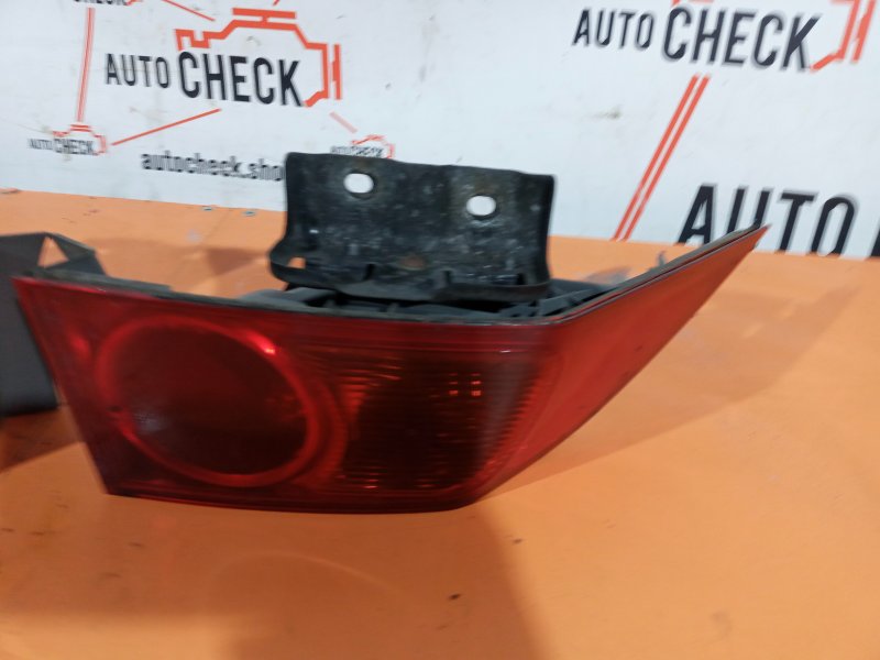 Кронштейн фонаря заднего правого задний правый Honda Accord 7 2002-2008 Седан 2.4 бензин 71505-SDA-A00 Б/У