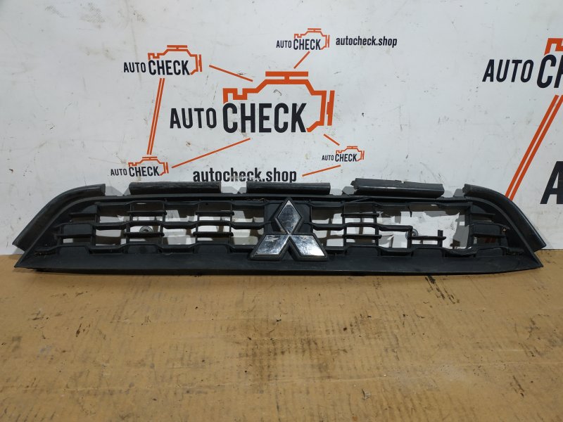 Решетка радиатора передняя Mitsubishi ASX 2012 Паркетник 1.6 бензин 6402A288 Б/У
