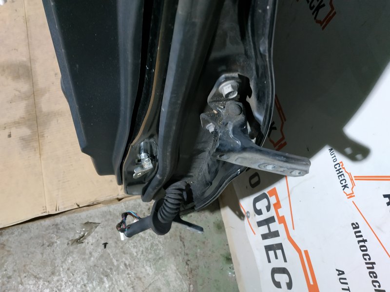 Петля двери верхняя передняя левая Mitsubishi ASX 2012 Паркетник 1.6 бензин 5702A005 Б/У