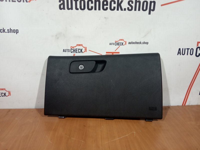 Перчаточный ящик Chrysler 200 2015 2.4 1UY481L2AE Б/У