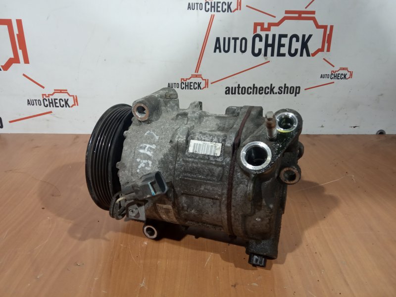 Копрессор кондиционера Chrysler 200 2015 2.4 68103197AB Б/У