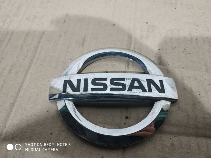 Значок задней ляды Nissan Altima 2016 Седан 2.5 бензин 84890-9HS0A Б/У