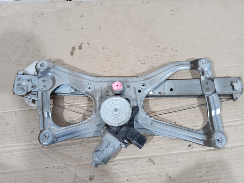 Стеклоподъёмник передний правый Honda Civic 4d 2008 Седан 1.3 гибрид LDA2 72210-SNA-A01 контрактная