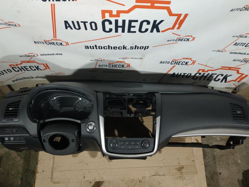 Торпеда Nissan Altima 2016 Седан 2.5 бензин 68200-9HT0A Б/У