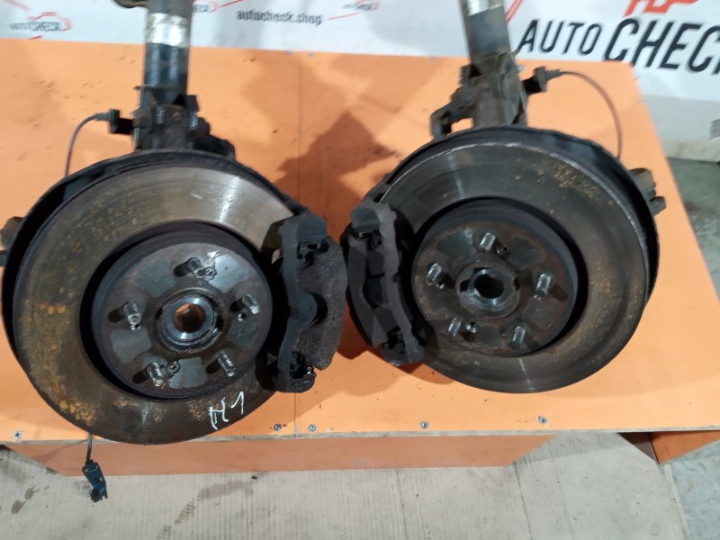 Суппорт тормозной передний левый в сборе левый Honda CR-V 3 2007-2012 Внедорожник 2.2 дизель 45019-SWW-G00 контрактная