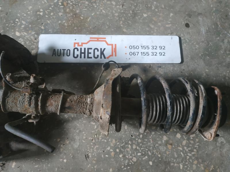 Стойка передняя правая Subaru Forester s11 2006 Внедорожник 2.0 бензин 20310-SA180 Б/У