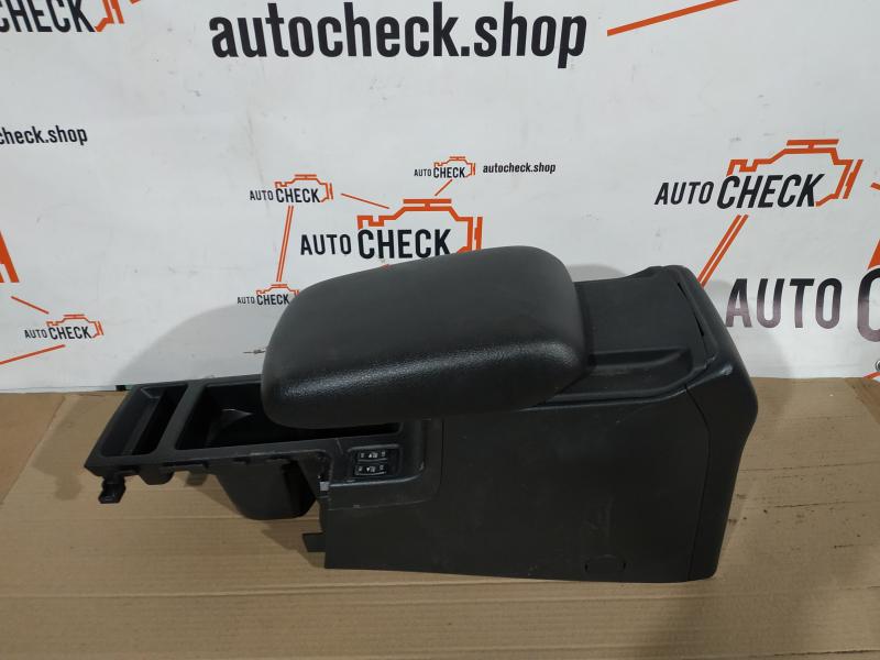 Подлокотник Subaru XV 2013 Внедорожник 2.0 бензин 92114-FJ000-VH Б/У