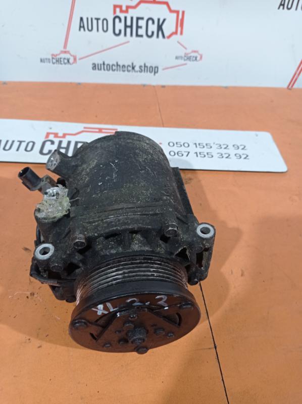 Компрессор кондиционера Mitsubishi XL 2007 Внедорожник 2.2 дизель 7813A091 Б/У