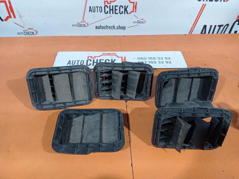 Клапан вентиляции кузова Toyota RAV 4 2013 Внедорожник 2.0 62903-42030 Б/У