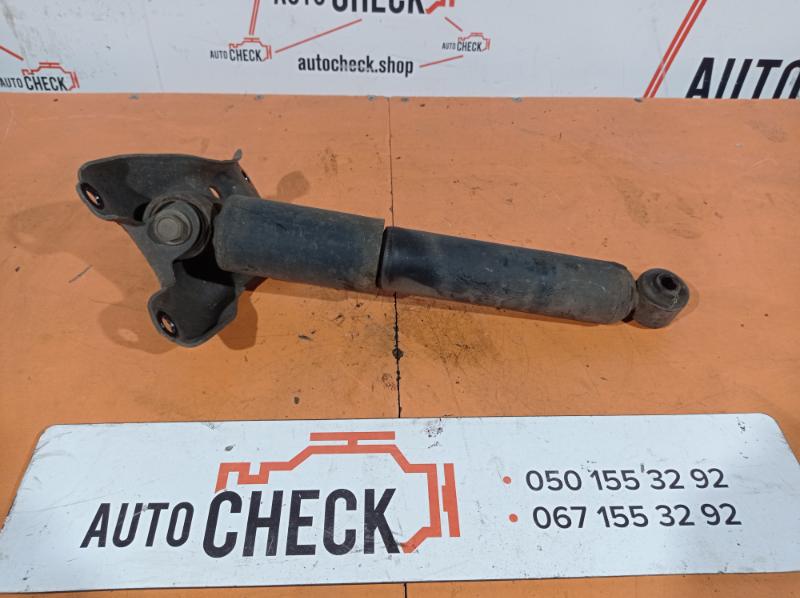 Стойка задняя задняя правая Dodge Grand Caravan 2011-2020 3.6 68144549AF Б/У