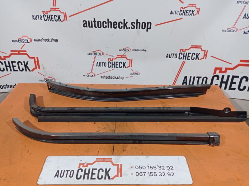 Полозья сдвижной двери левая Dodge Grand Caravan 2011-2020 3.6 4894913AC Б/У