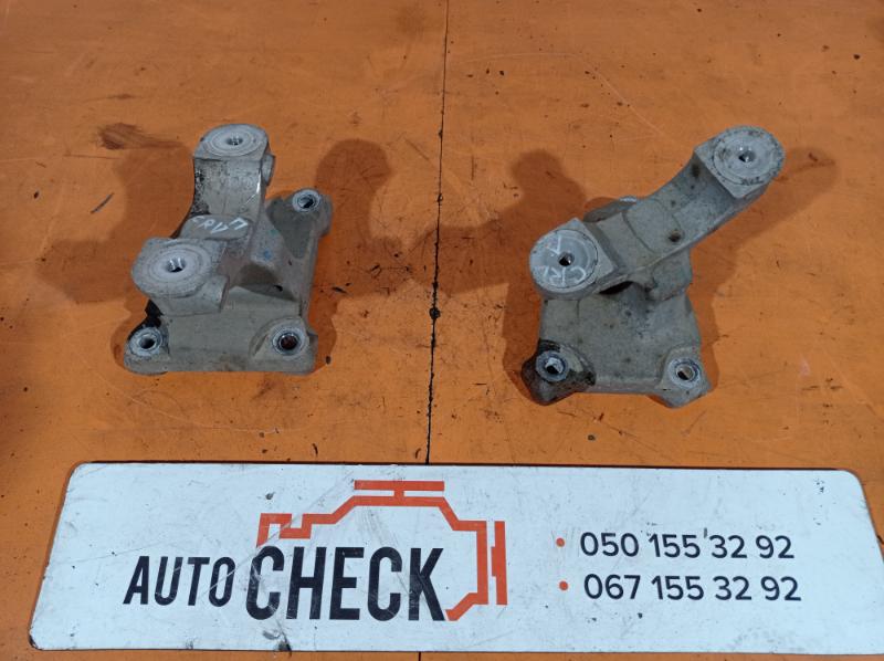 Крепление рулевой рейки Honda CR-V 3 2007-2012 Внедорожник 2.2 дизель Б/У