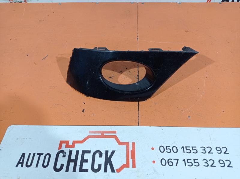 Накладка противотуманной фары левая Honda Accord 7 2002-2008 Седан 2.4 бензин 33952SEA003 Б/У