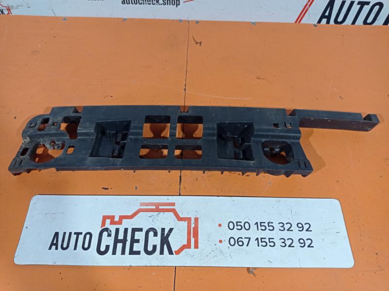 Крепление бампера заднее левое Range Rover Sport 2005 Внедорожник 2.7 Б/У