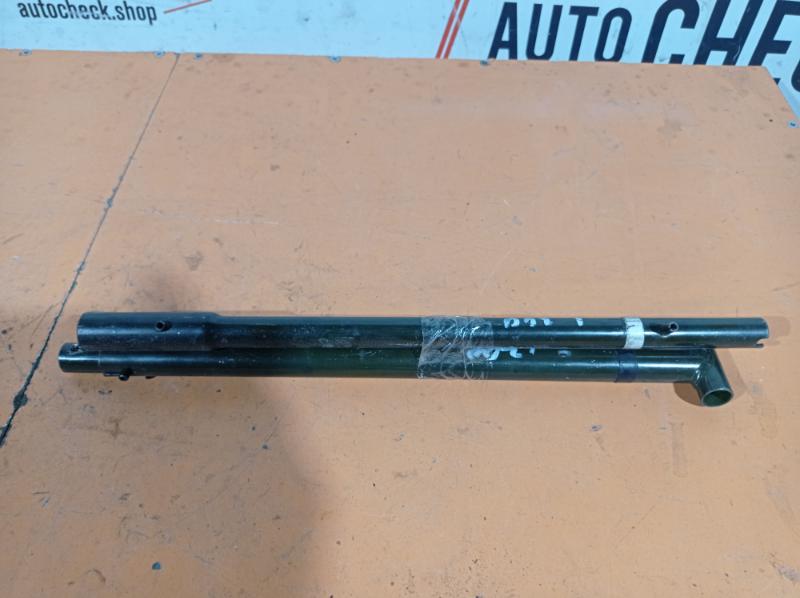 Ручка домкрата Mitsubishi L200 2006 Пикап 2.5 дизель 5925A042 Б/У