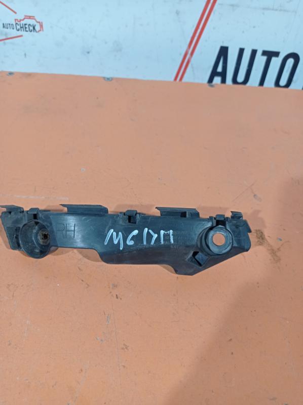 Кронштейн бампера переднего правый Mazda 6 2008 Хэтчбек 2.5 бензин GS1D500T1F Б/У