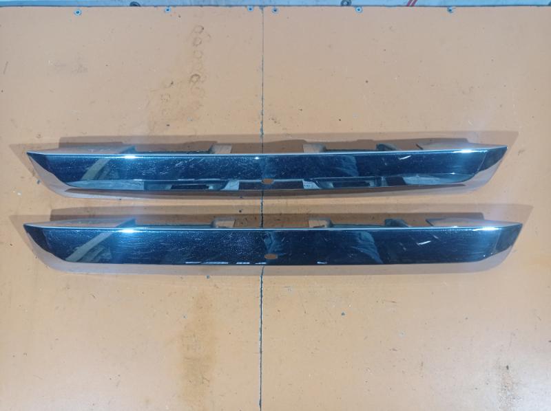 Накладка крышки багажника Nissan X-Trail T31 2008 Внедорожник 2.0 дизель Б/У