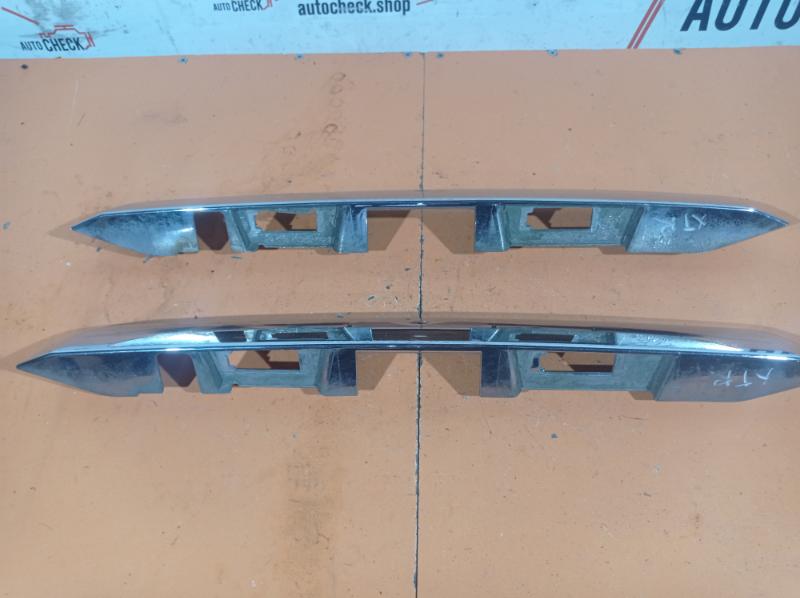 Накладка крышки багажника X-Trail T31 2008 Внедорожник 2.0 дизель