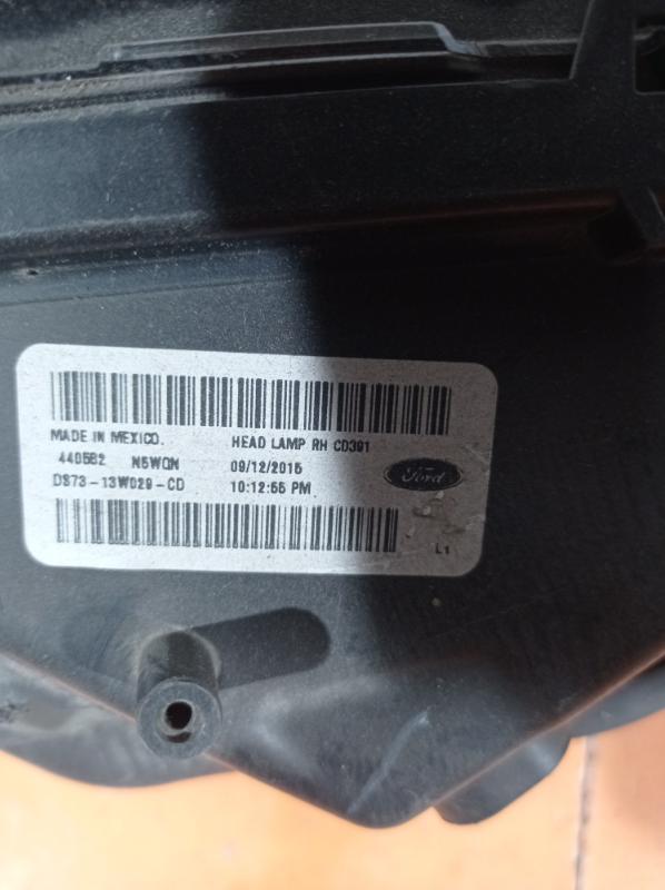 Фара правая Ford Fusion Седан 2.5 бензин