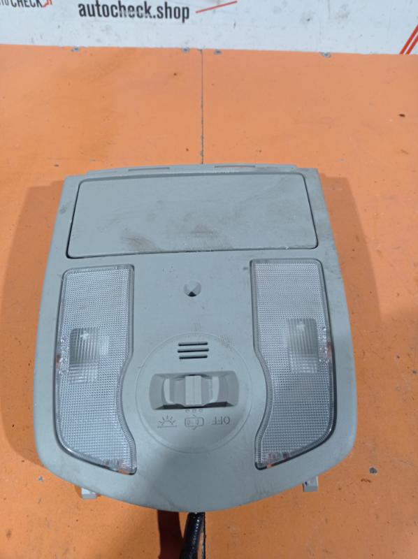 Плафон освещения салона передний Toyota Prius 2014 универсал 1.8 гибрид 81260-47090-B0 контрактная