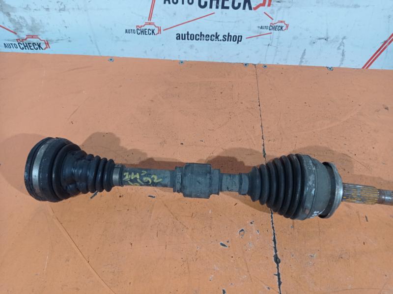 Полуось передняя левая Toyota Prius 2014 универсал 1.8 гибрид 43420-47031 контрактная