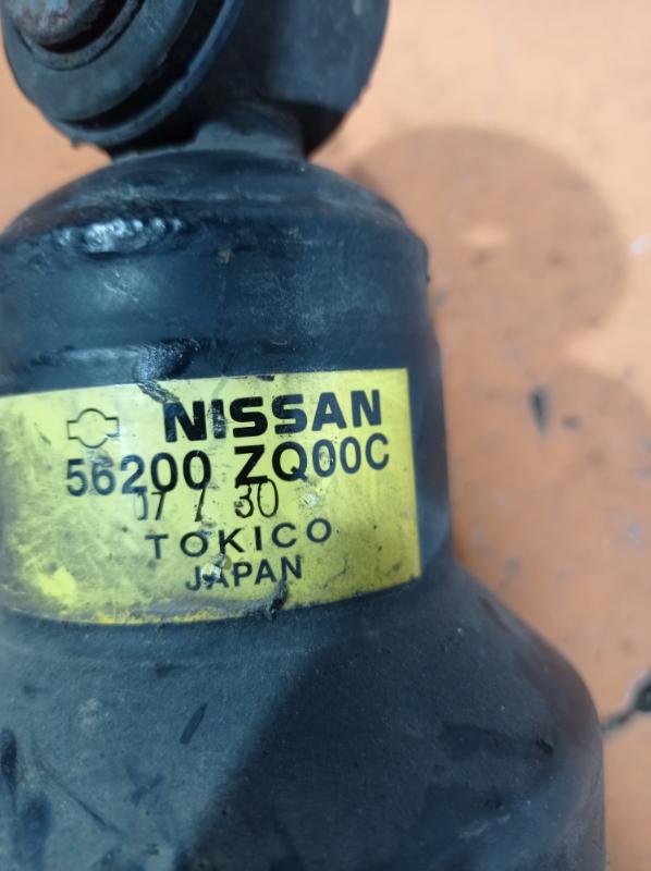 Стойка задняя Nissan Armada внедорожник 5.6