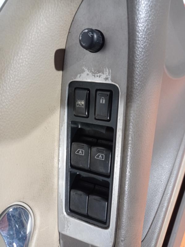 Блок управления стеклоподъемниками передний левый Nissan Murano 2009 внедорожник 3.5 25401-1AA0A контрактная