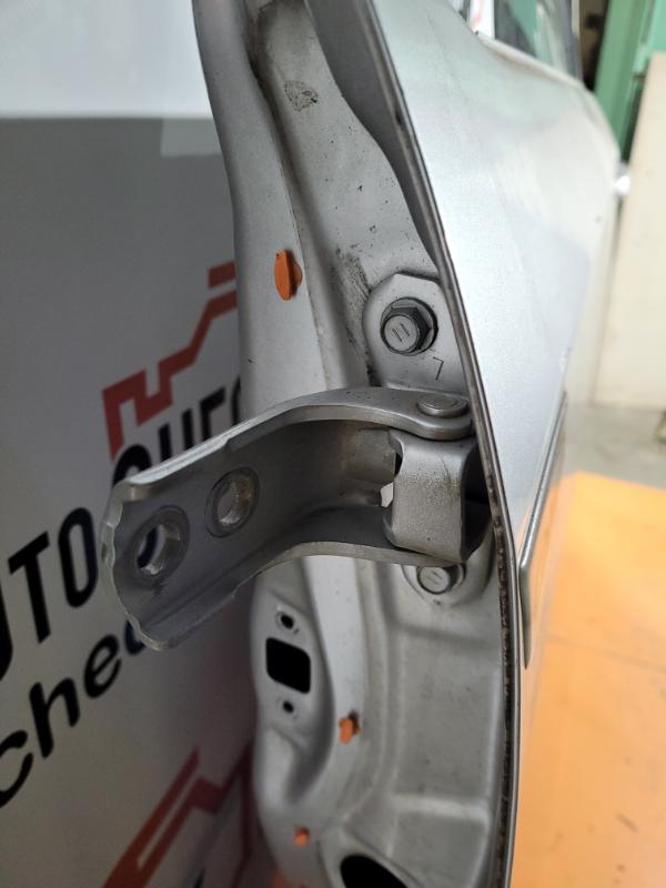 Петля двери Toyota Camry 2012 седан 2.5 6874012120 Б/У