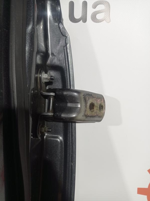 Петля двери задняя левая Nissan Armada 2008 внедорожник 5.6 контрактная