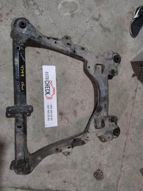 Передний подрамник передний Toyota Camry 2012 седан 2.5 5110007030 Б/У