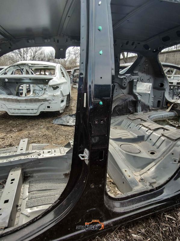 Центральная стойка кузова левая Jeep Compass 2011-2016 Внедорожник 2.4 Б/У