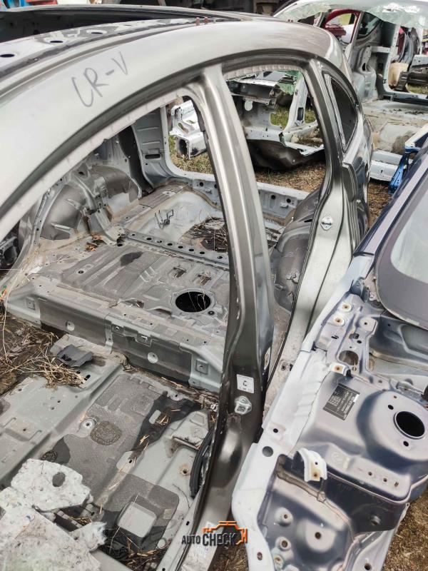 Центральная стойка кузова левая Honda CR-V 3 2007-2012 Внедорожник 2.2 дизель Б/У