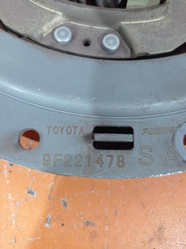 Диск сцепления Toyota Prius универсал 1.8 гибрид