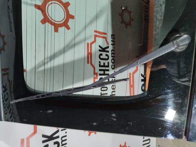 Дворник задний Toyota Prius 2014 универсал 1.8 гибрид 85212-47021 Б/У