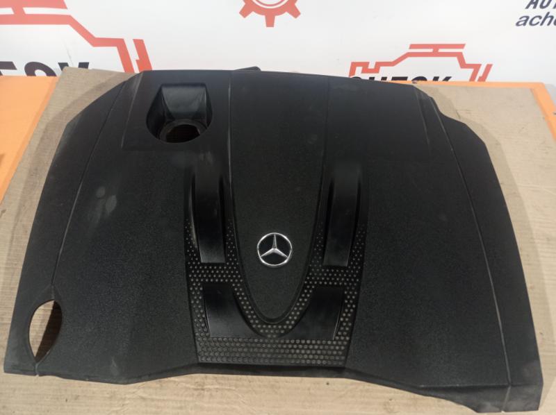 Декоративная крышка двигателя Mercedes c220w204 2009 Седан 2.2 дизель Б/У
