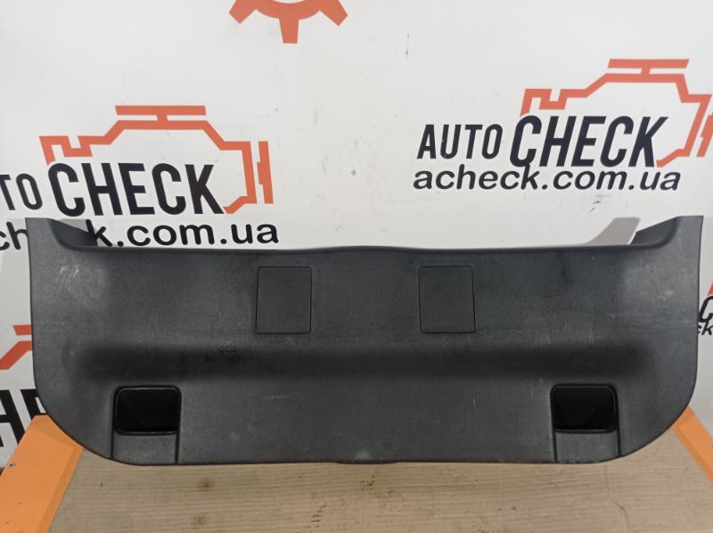 Обшивка крышки багажника Toyota Prius 2014 универсал 1.8 гибрид 6775047020C0 Б/У