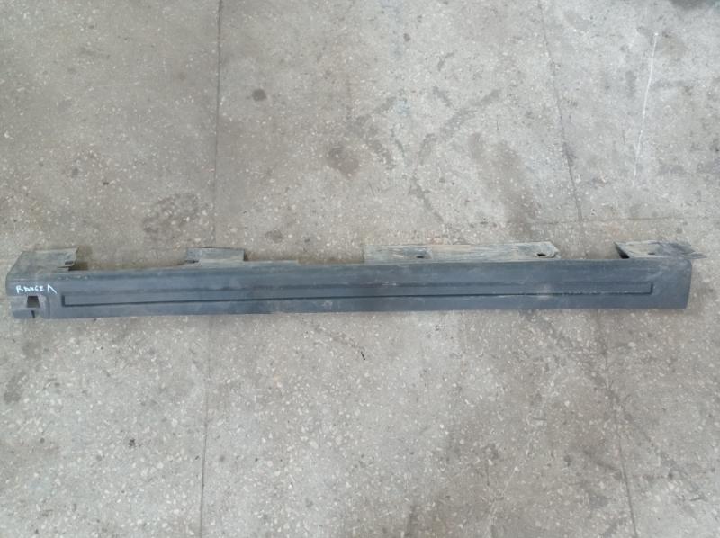 Накладка на порог наружная левая Range Rover Sport 2005 Внедорожник 2.7 Б/У