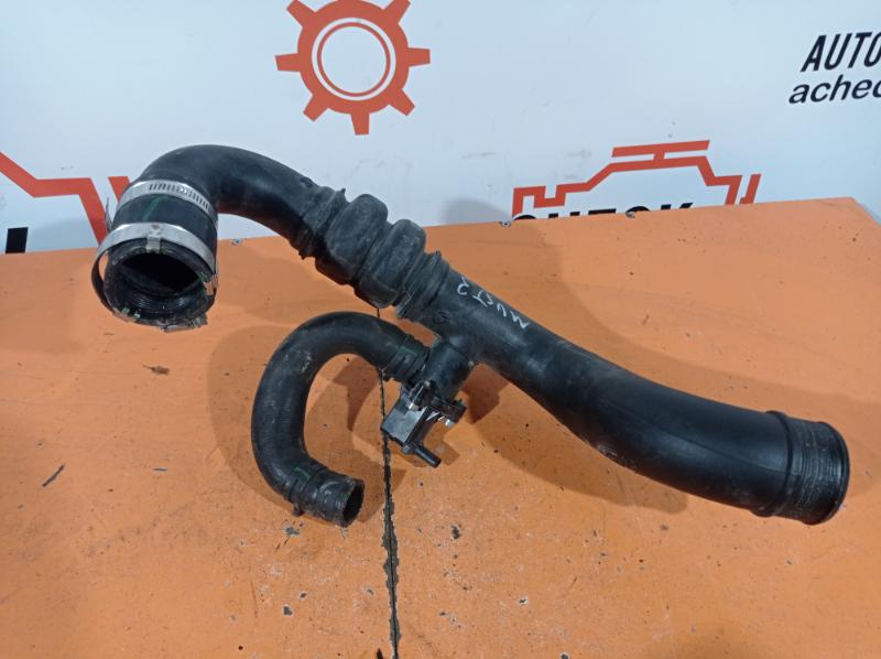 Патрубок интеркулера Ford Mustang 2015 Седан 2.3 FR3Z-6C646-A Б/У