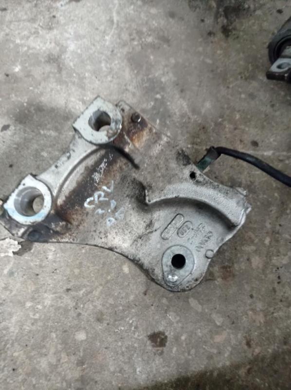 Кронштейн Honda CR-V 3 2007-2012 Внедорожник 2.2 дизель Б/У