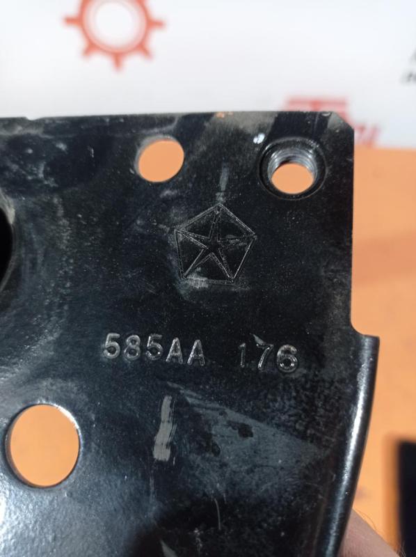 Кронштейн усилителя бампера передний правый Compass II 2017-2021 Внедорожник 2.4 бензин