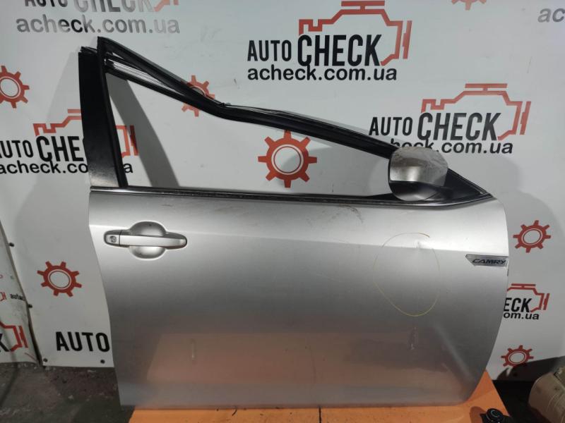Дверь передняя правая голая Toyota Camry седан 2.5