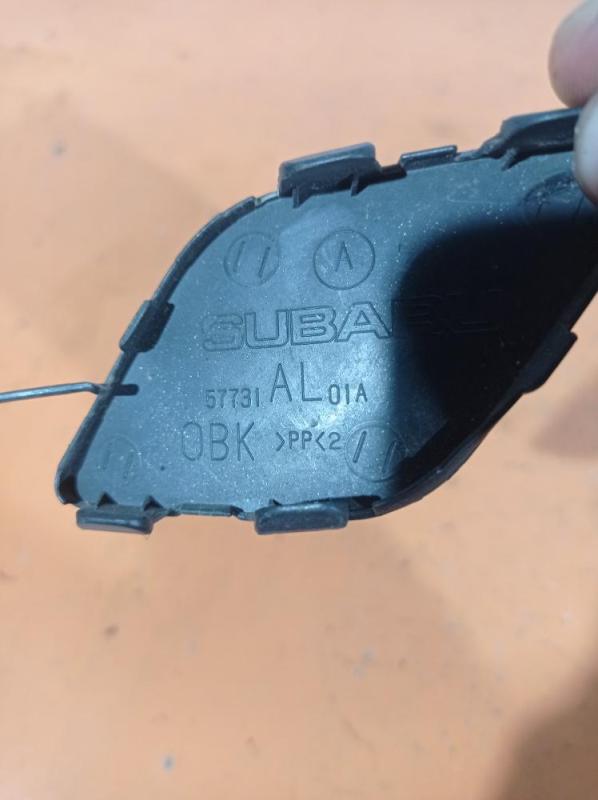 Заглушка буксировочного крюка передняя правая Outback B15 2016 Внедорожник 2.5 бензин