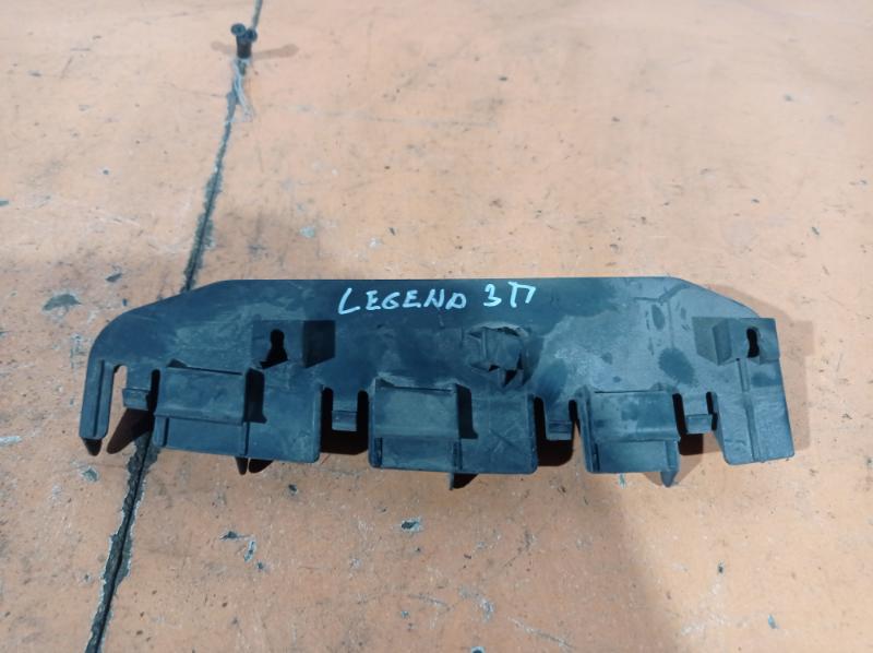 Крепление бампера заднее правое Honda Legend 2004-2012 Седан 3.5 бензин J35A Б/У