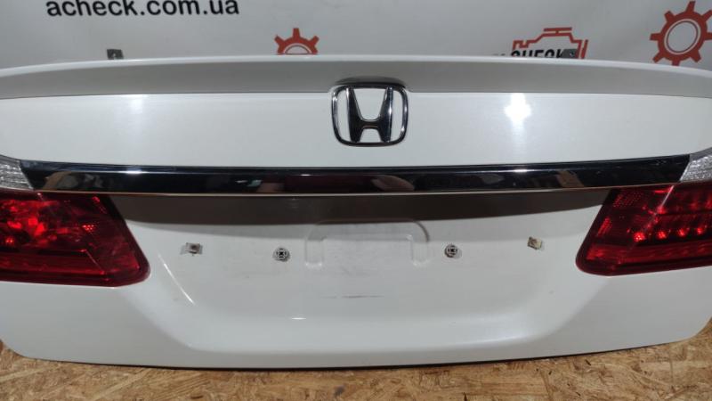 Крышка багажника Accord 9 2013-2017 Седан 2.4