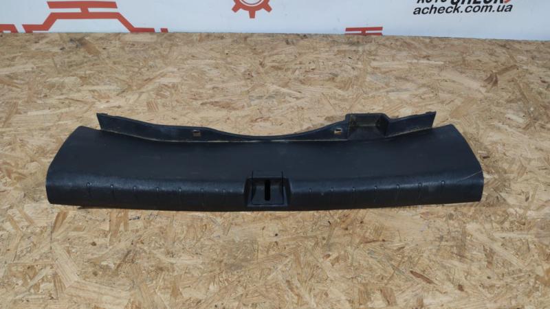 Накладка замка багажника Honda Accord 9 2013-2017 Седан 2.4 Б/У