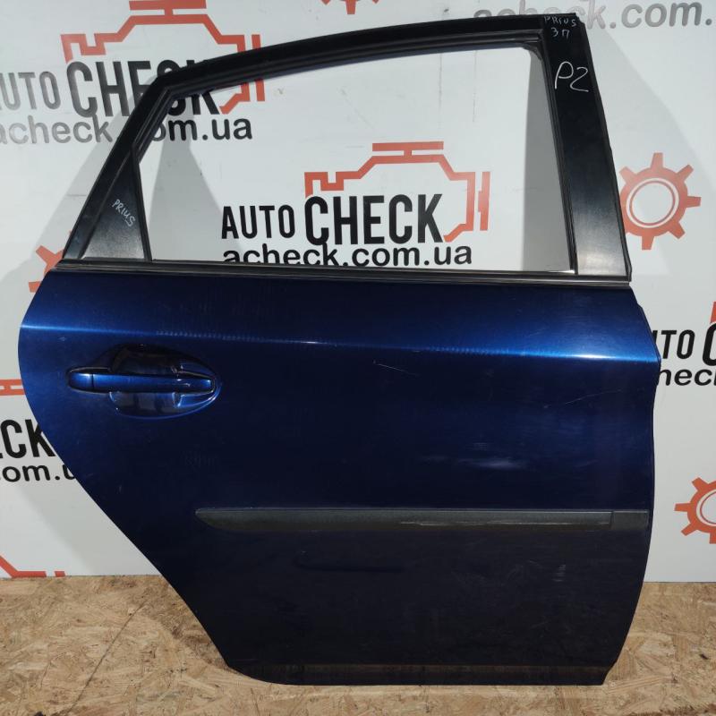 Дверь зп Prius 2014 универсал 1.8 гибрид