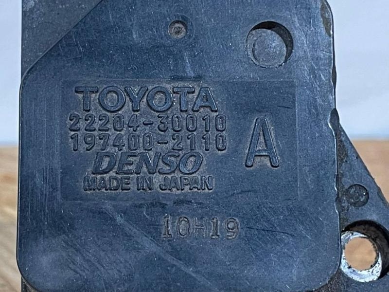Датчик массового расхода воздуха RAV 4 2006 Внедорожник 2.0