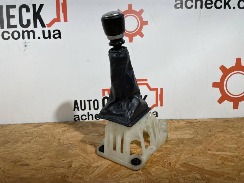 Шифтер КПП RAV 4 2006 Внедорожник 2.0