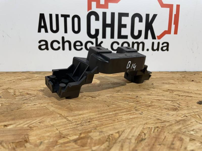 Кронштей прыборной панели Subaru Outback B14 2011 Внедорожник 2.5 бензин Б/У