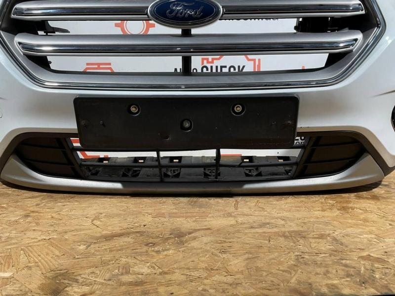Бампер передний передний Kuga 2017 Паркетник 2.0L Duratorq (110kW/150PS)